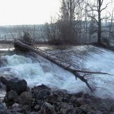 Seuil du moulin Blanchard à St Denis sur Coise - JPEG - 88.3 ko